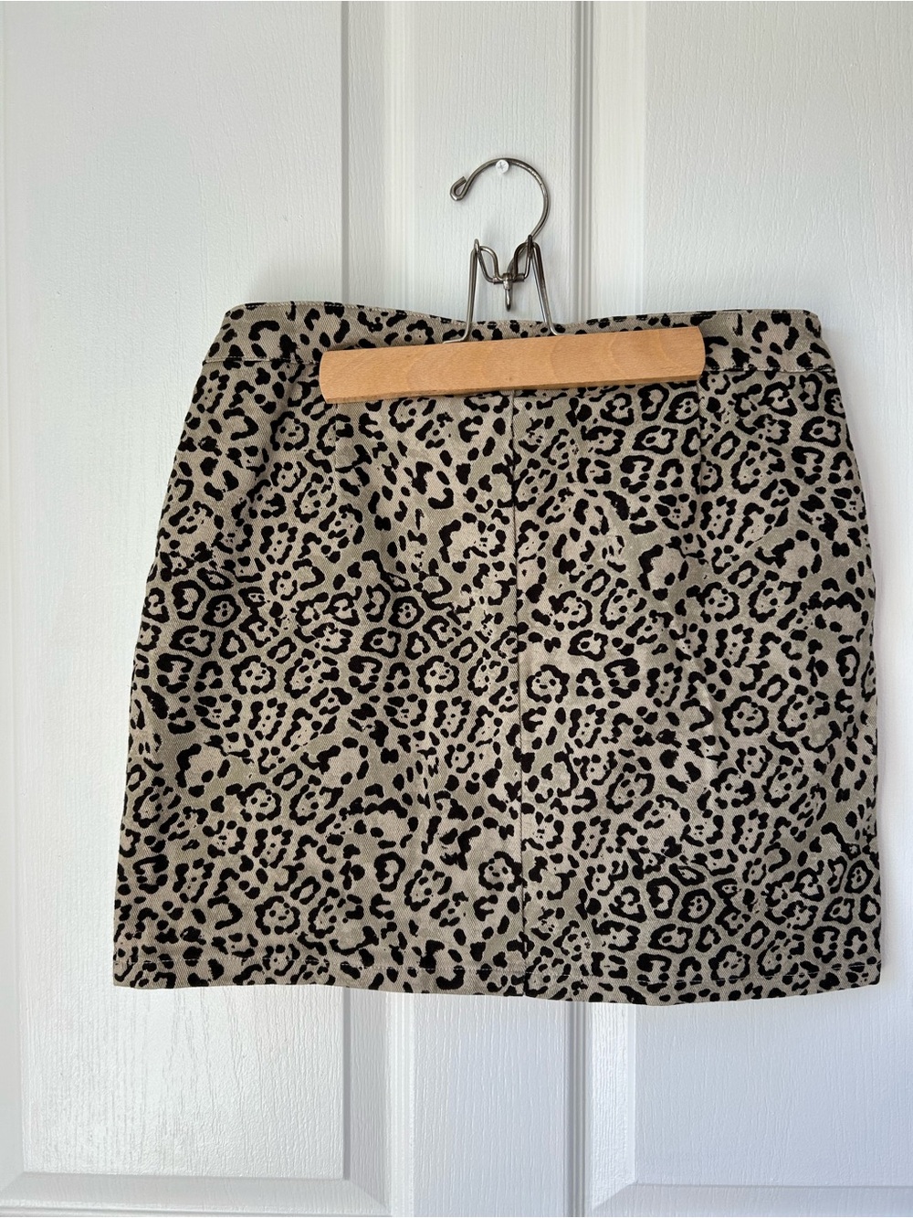 Leopard Print Mini! - Picture 2 of 3
